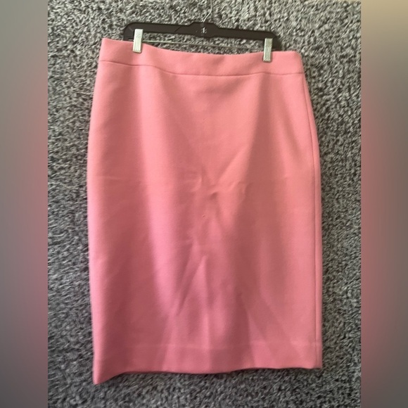 NWT J Crew No. 2 Pencil® skirt in Italian stretch wool pink Size 16 T with flaws - Picture 1 of 11